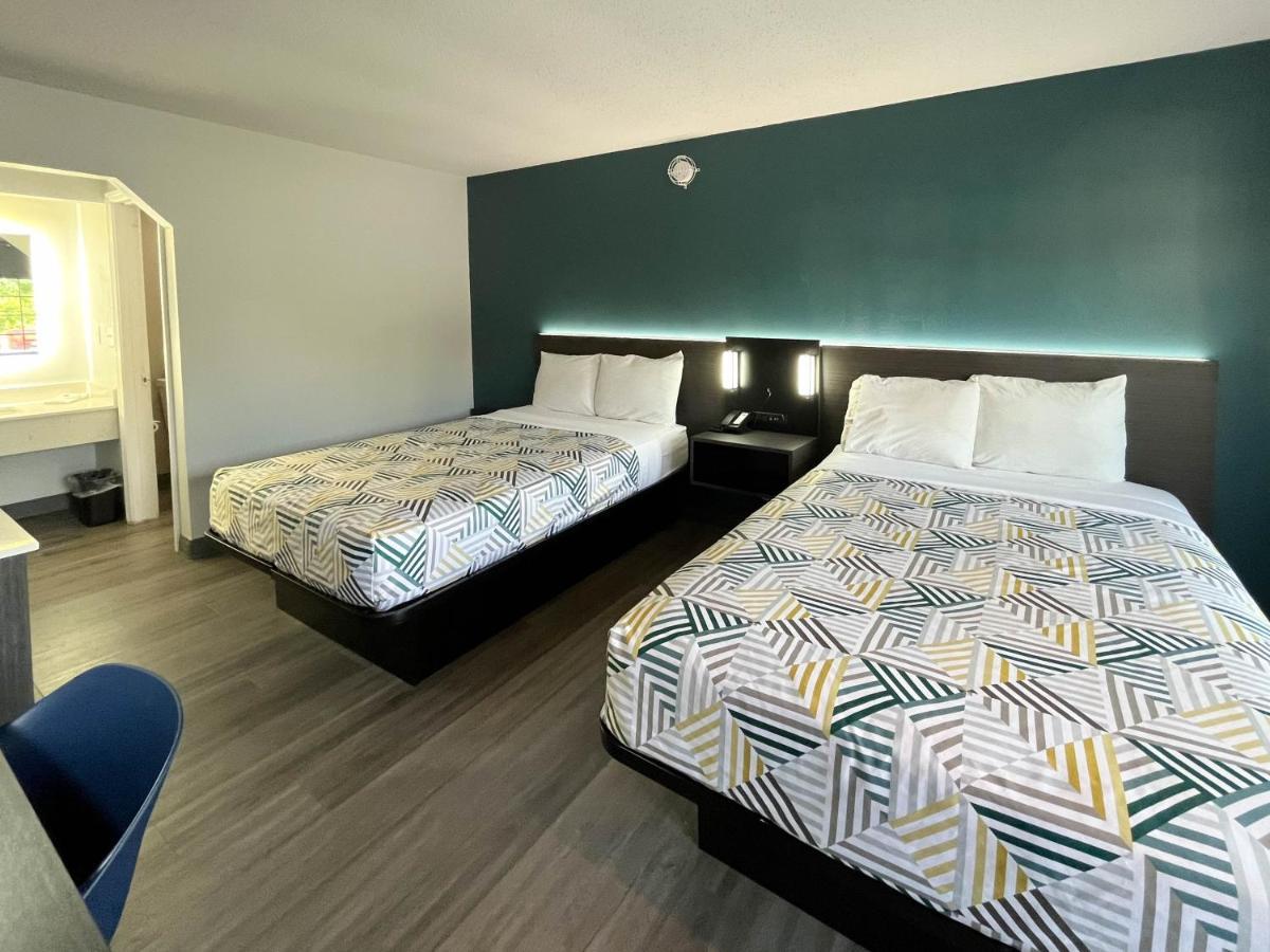 Hotel 6 - Lafayette, In